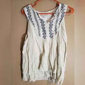 CLOSET CLOSING!! Knox Rose Tank Top